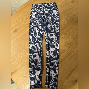 Lululemon Align Leggings – Size 6